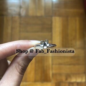 Pandora Sterling Silver Flower ring size 7.5